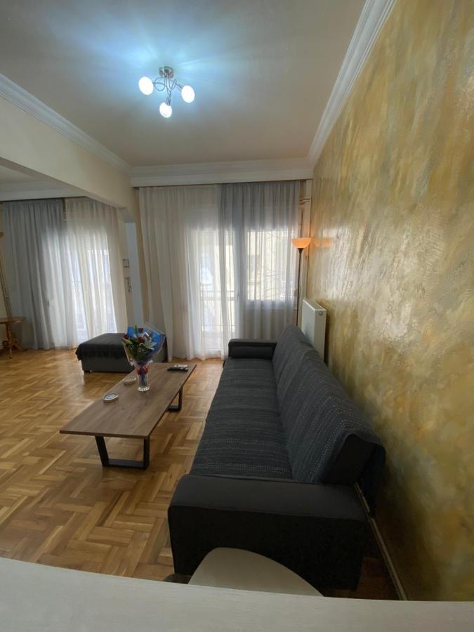 Beautiful Apartment In The Center Of テッサロニキ エクステリア 写真