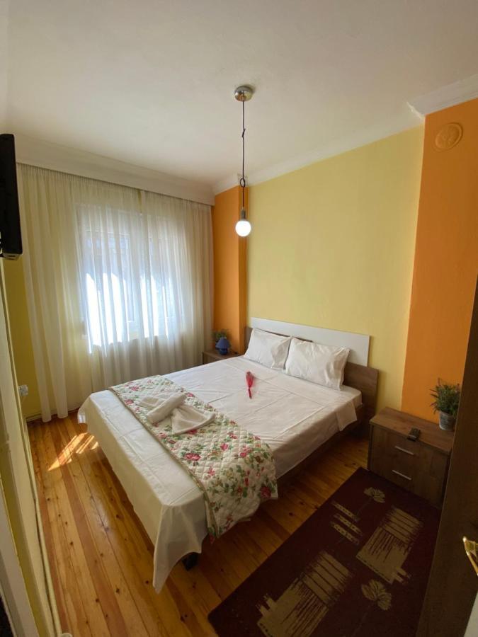 Beautiful Apartment In The Center Of テッサロニキ エクステリア 写真