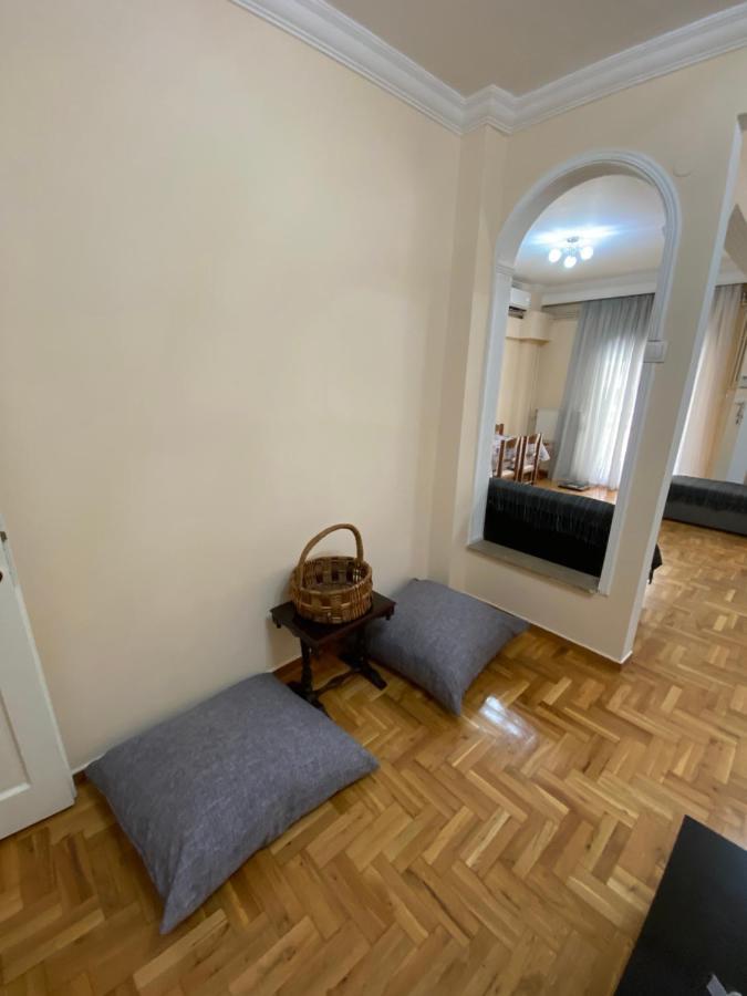 Beautiful Apartment In The Center Of テッサロニキ エクステリア 写真