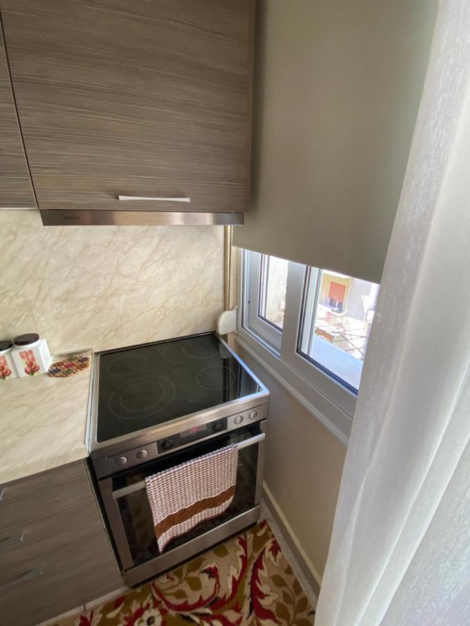 Beautiful Apartment In The Center Of テッサロニキ エクステリア 写真